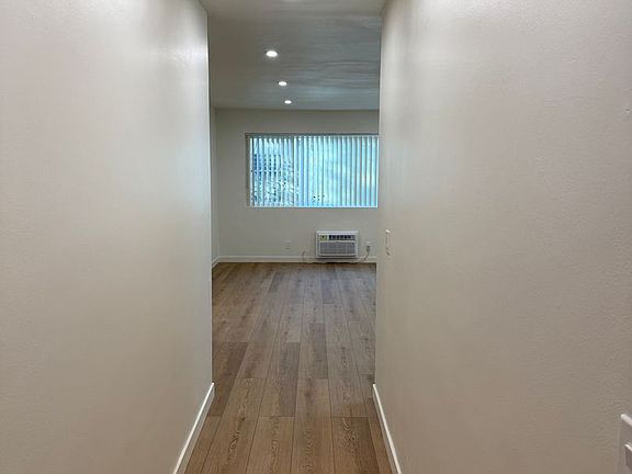 2nd image of 7461 Hazeltine Ave #2