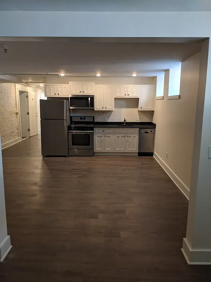 1 bed, 800 sqft, $1,400 — Photo 1