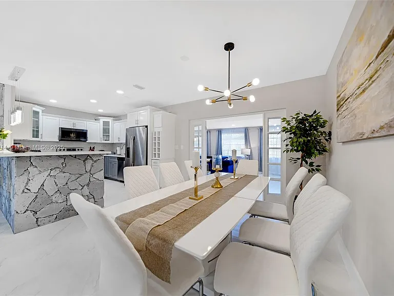 241 Oceanic Ave — Photo 6
