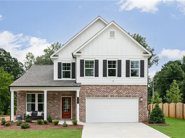 401 Jasmine Woods Dr, Lawrenceville, GA 30046