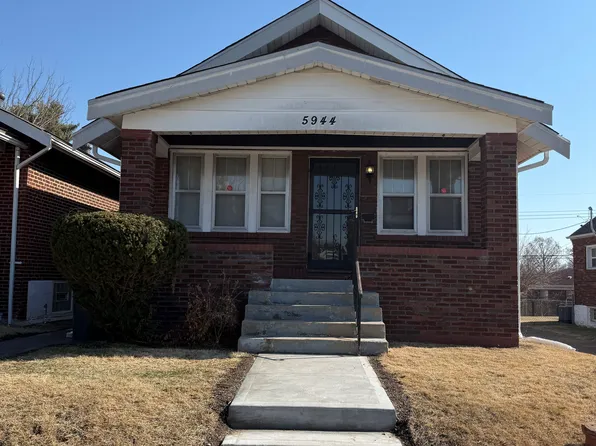 5944 Drury Ln, Saint Louis, MO 63147