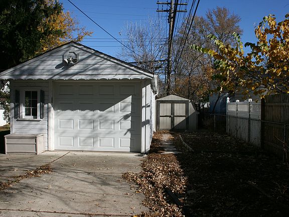 3rd image of 317 S Edison Ave