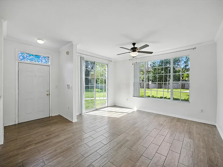 10418 White Lake Ct #10418 — Photo 3