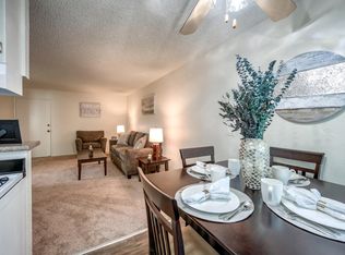 15105 Victory Blvd #204, Van Nuys, CA 91411