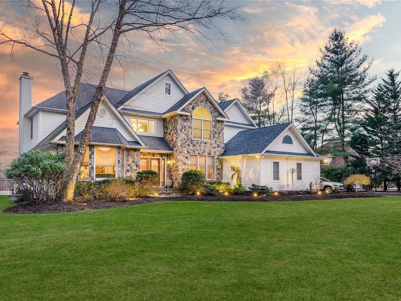 60 Landing Meadow Road, Smithtown, NY 11787 Zillow