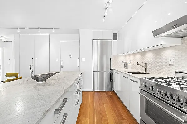 Sold by Corcoran | media 5