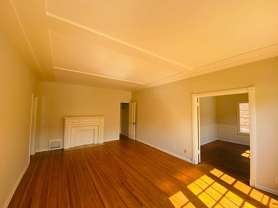 1st image of 631 S Detroit St #631