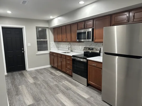 1813 N Bond St, Baltimore, MD 21213