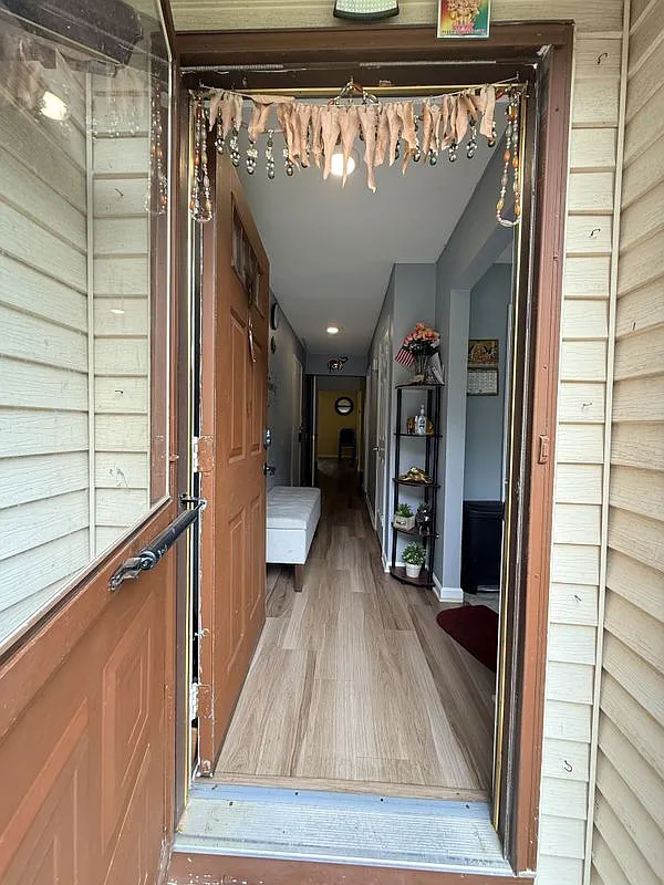 7 Hoffman Ct — Photo 2