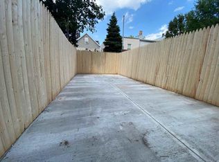 98 Leonard St #1B, Jersey City, NJ 07307