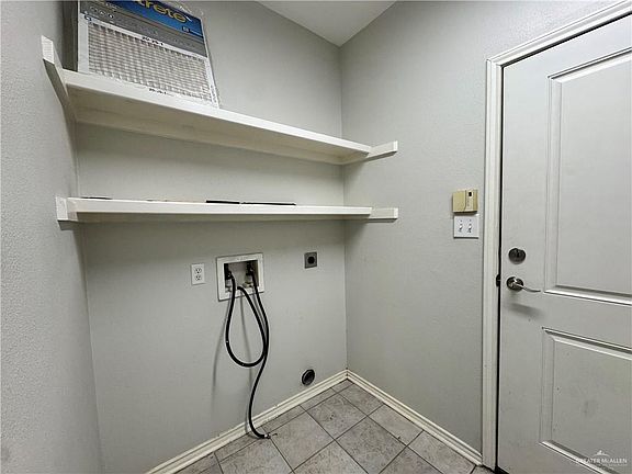 5th image of 2501 San Alejandro St