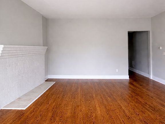 3rd image of 269 Norton St APT 1A