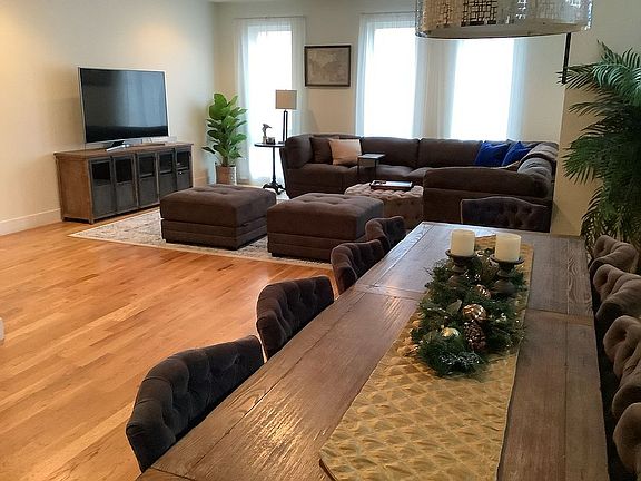 3rd image of 2349 Champa St