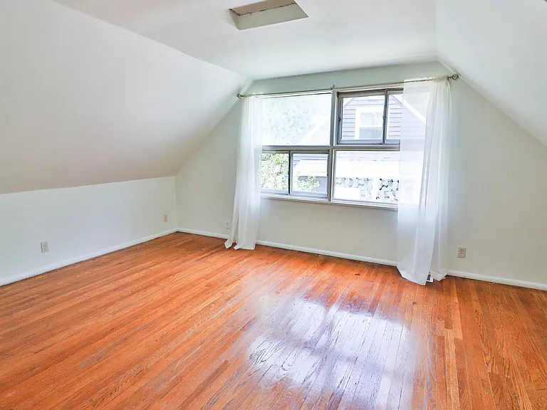 13002 Atlantic Ave — Photo 18