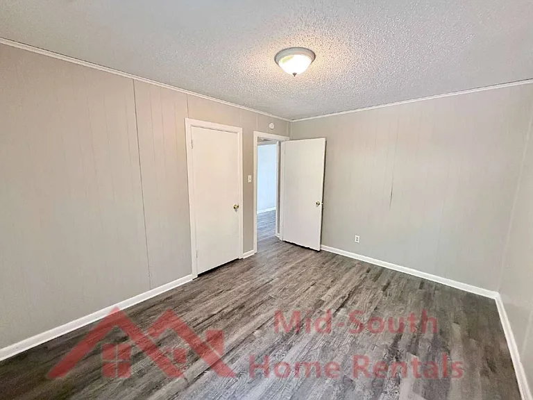 4271 Coventry Dr — Photo 10