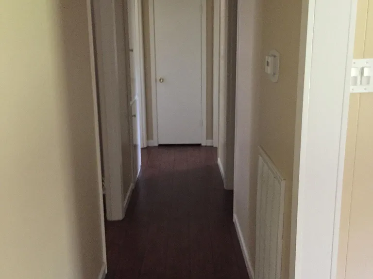 527 Highpoint Dr — Photo 6