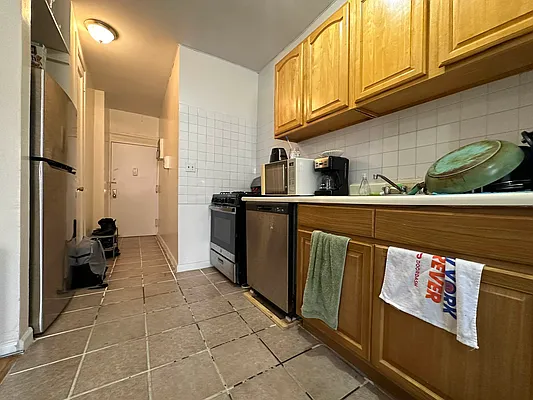 Rented by Coda Real Estate NYC | media 4