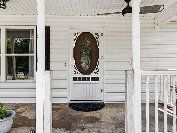 3rd image of 133 Columbus Lndg