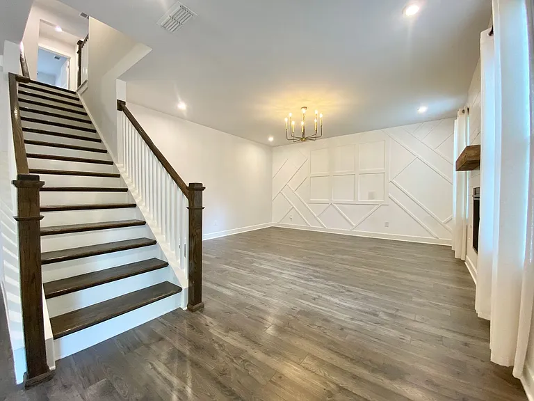 502 Doxford Dr — Photo 11