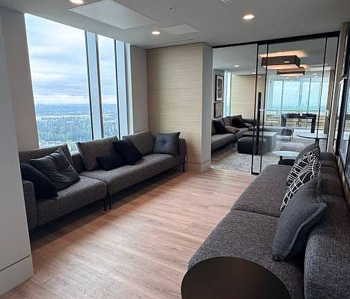 3rd image of 567 Emerson St #3002