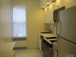 4th image of 10420 68th Dr APT A25