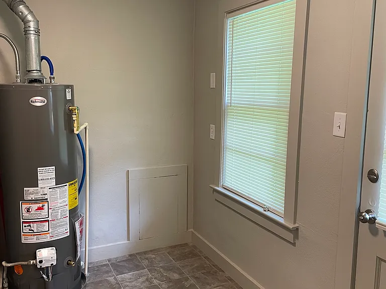 1803 Kirby Dr — Photo 13