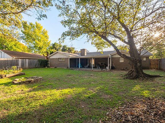 2nd image of 4513 Blue Lake Ct
