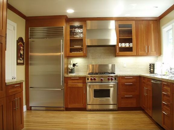 Gourmet Kitchen w/Top of Line Stainless Appliances