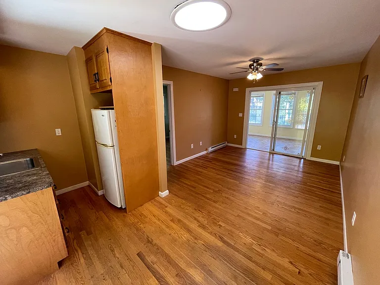 85 Brentwood Dr — Photo 22