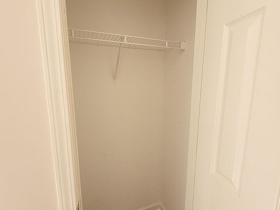 3rd image of 2511 Huntscroft Ln APT 201