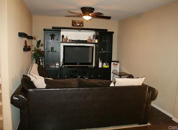 4th image of 9427 Lemona Ave Unit 17