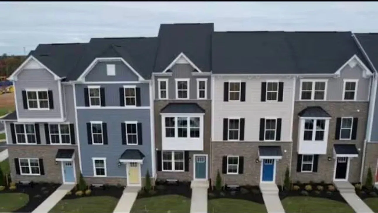 Rent the entire Townhouse — Photo 1