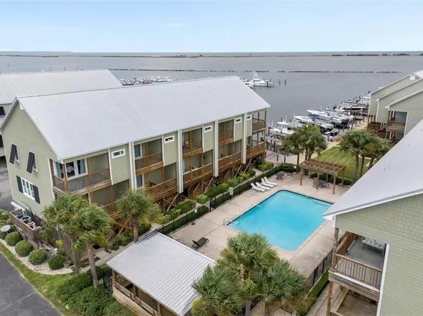 620 Lemoyne Dr, Dauphin Island, AL 36528