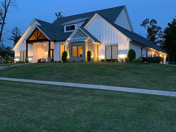 264 Southern Lake Rd, Texarkana, TX 75501