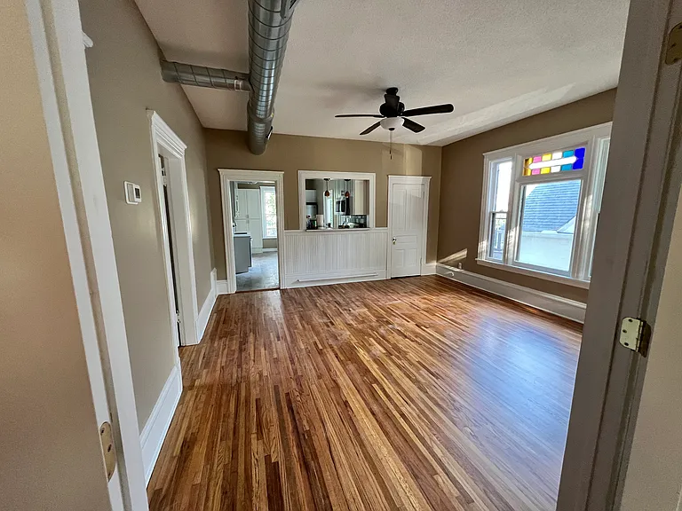 1327 Jefferson St NE #2 — Photo 8