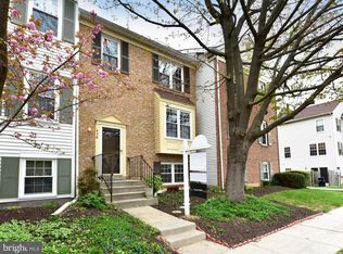 806 Ivy League Ln UNIT 7-36, Rockville, MD 20850