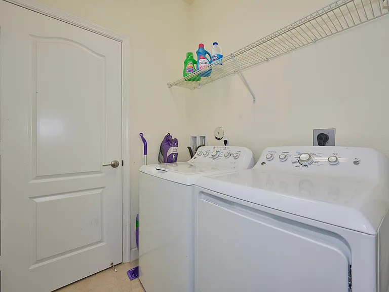 9880 E Villa Cir #1 — Photo 29