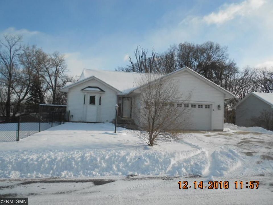 1st image of 2330 7th St N
