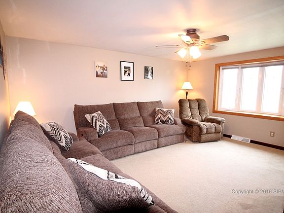 3rd image of 85 Banko Dr