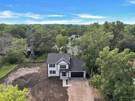 2nd image of 505 Stevens Ct