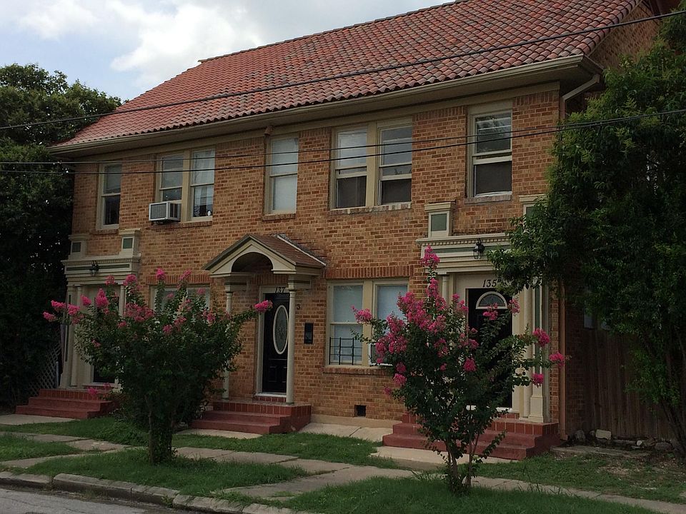 1st image of 135 W Carson St #1