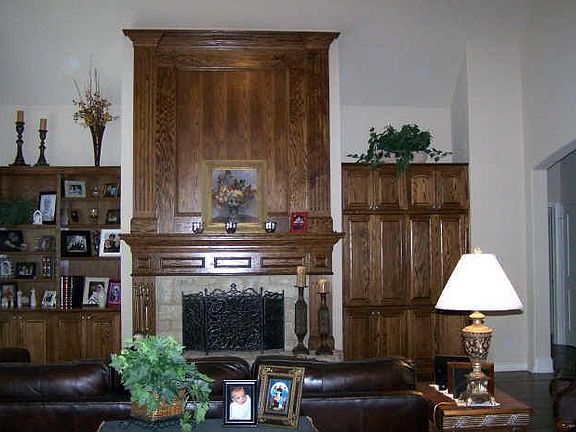 4th image of 4548 Lindenwood Dr