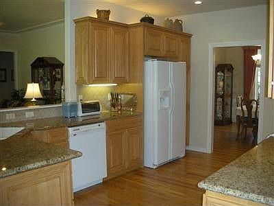 4th image of 6507 Turnberry Ln SE