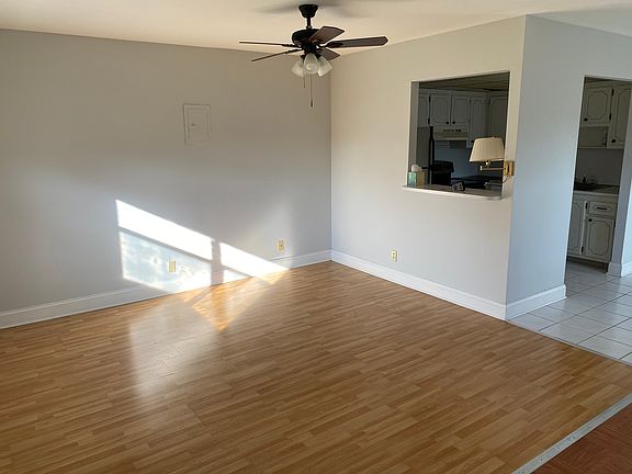2nd image of 101 Cambridge Trl APT 201