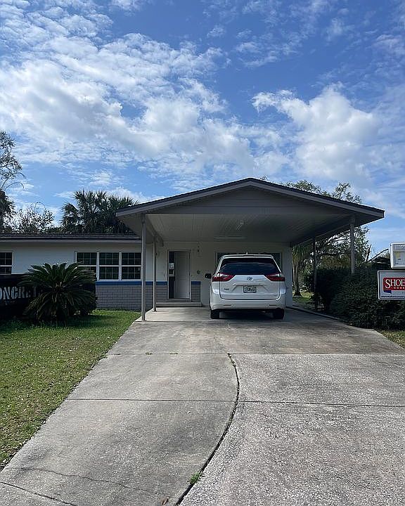 1st image of 104 Temple Dr
