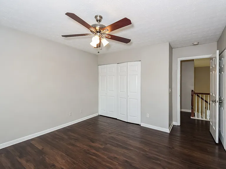 1204 W Oaks Way — Photo 12