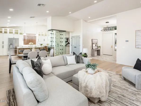 5106 E WALLACE Avenue, Scottsdale, AZ 85254