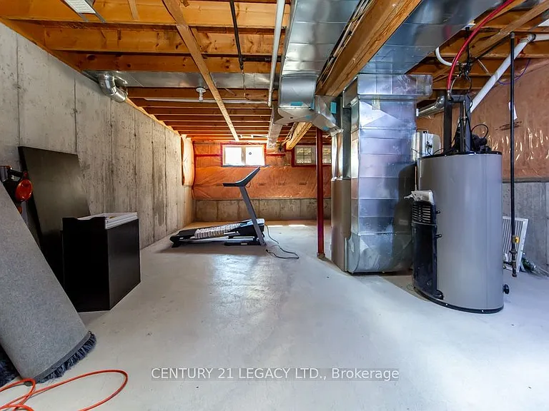 44 Tincomb Cres — Photo 34