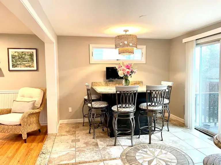 16 Dillingham Ave — Photo 5