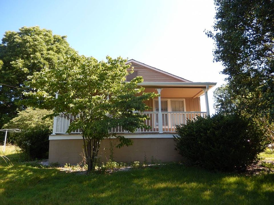 1st image of 825 Annadell Rd